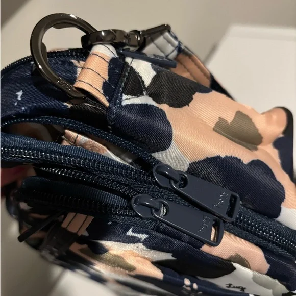 Lug Scoop Crossbody Bag - Floral Multi - Picture 8 of 13